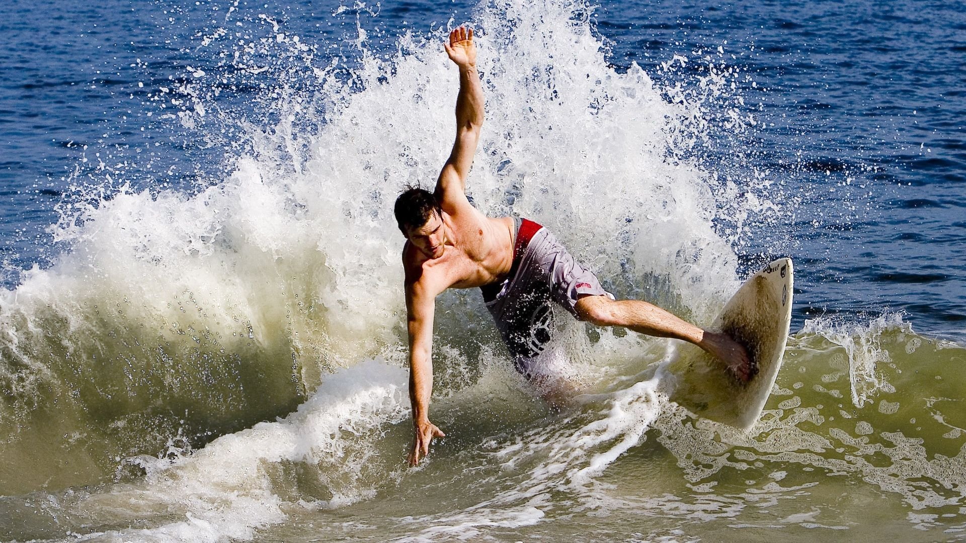 开云注册网址-未来创新：采用AR技术实现虚拟比赛体验，ar及vr虚拟体验有哪些